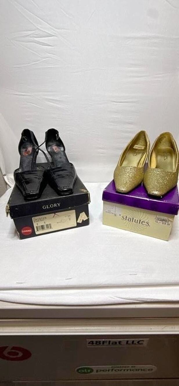 Gold Glitter Pumps 9M Black Slingback Heels 9N Lot 2 Pr Vintage Holiday Party